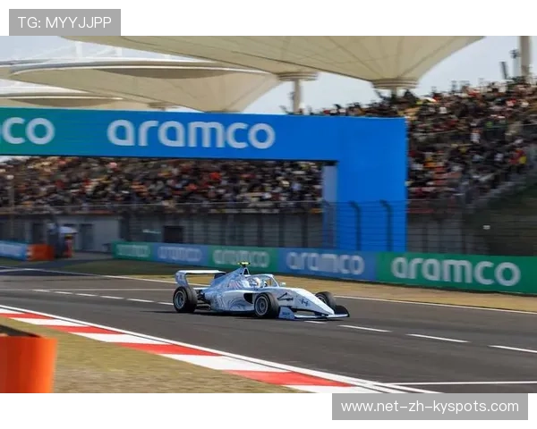 车手独家访谈:比赛中的秘密武器,采访赛车手常问问题 车手独家访谈:比赛中的秘密武器,采访赛车手常问问题